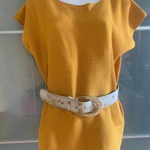 Yellow knitted shirt size S/M